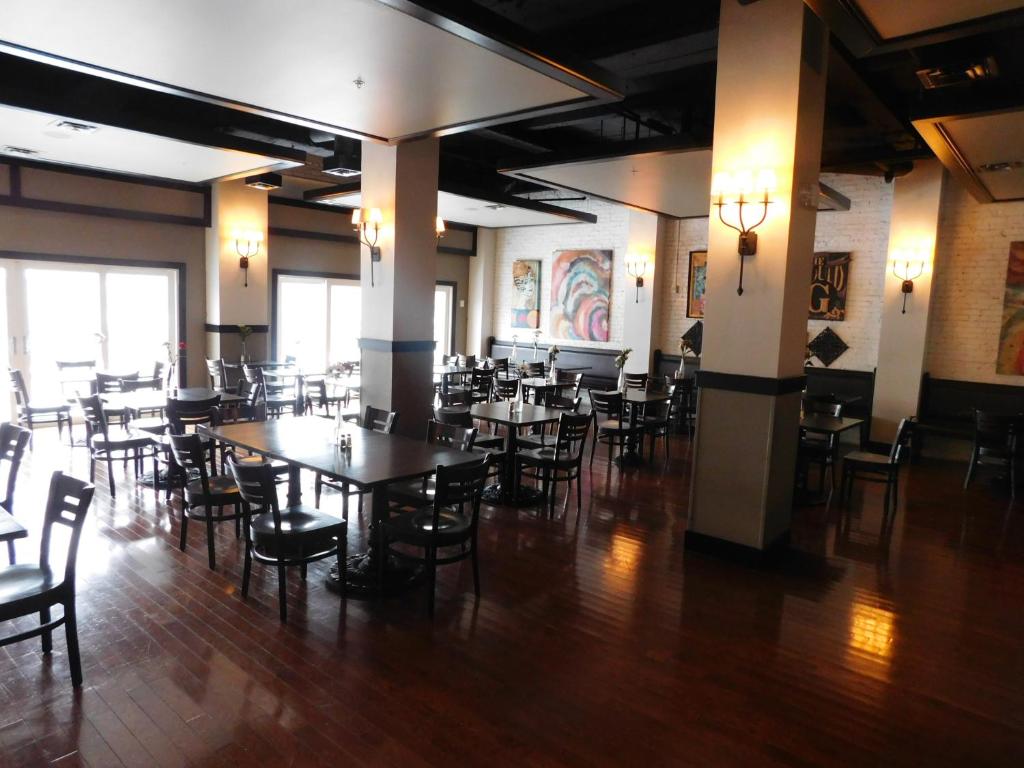 2. 더 굴드 호텔 ..