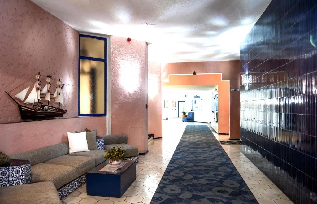 Lobby, UMH Tarik Hotel in Tangier