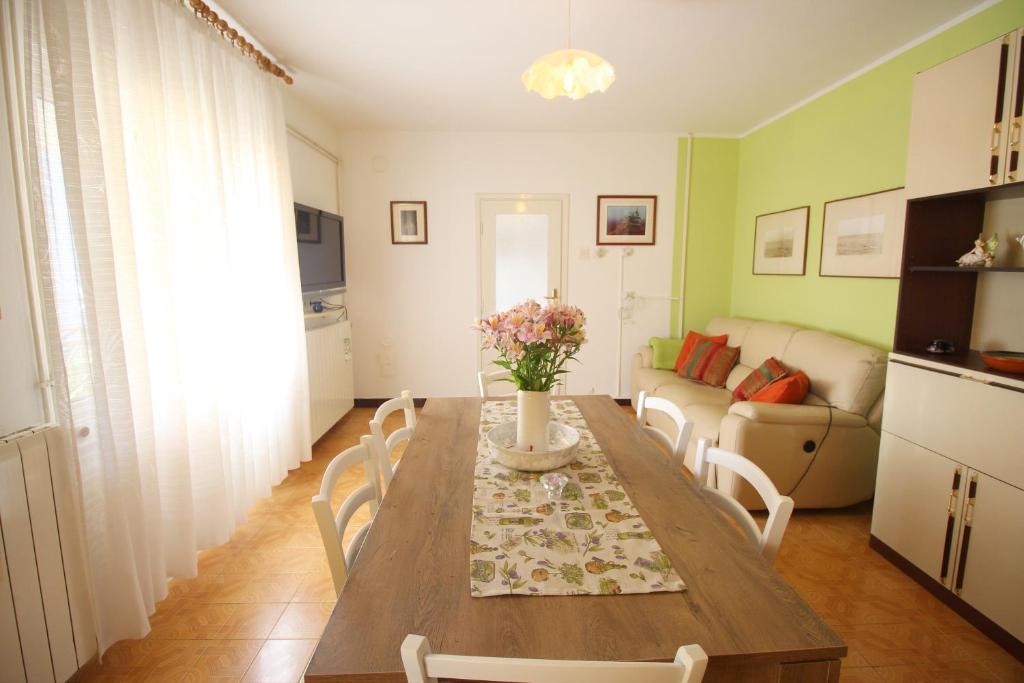 Apartment Agnese — Hotel in Rovinj