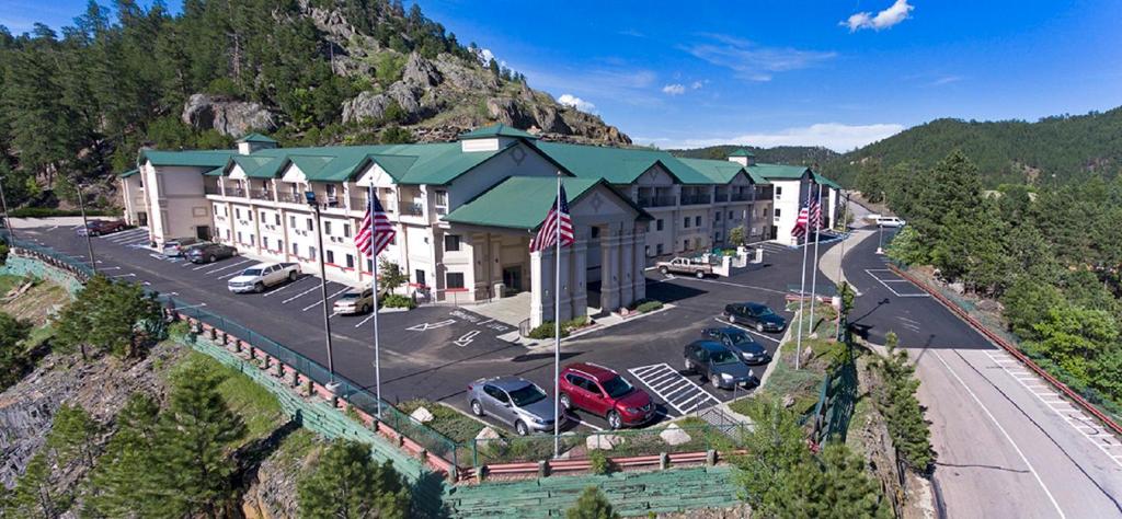 Baymont by Wyndham Keystone Near Mt. Rushmore photo