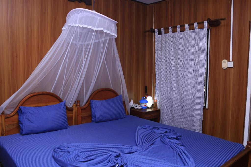 COCONUT BEACH LODGE photo