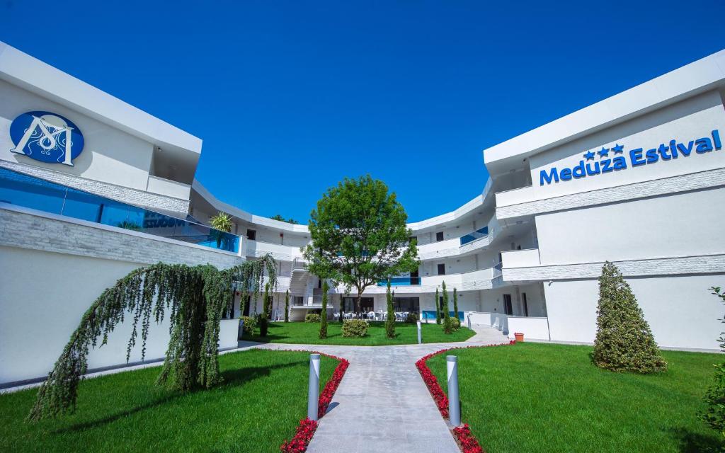 Hotel Meduza Estival — Hotel in Olimp