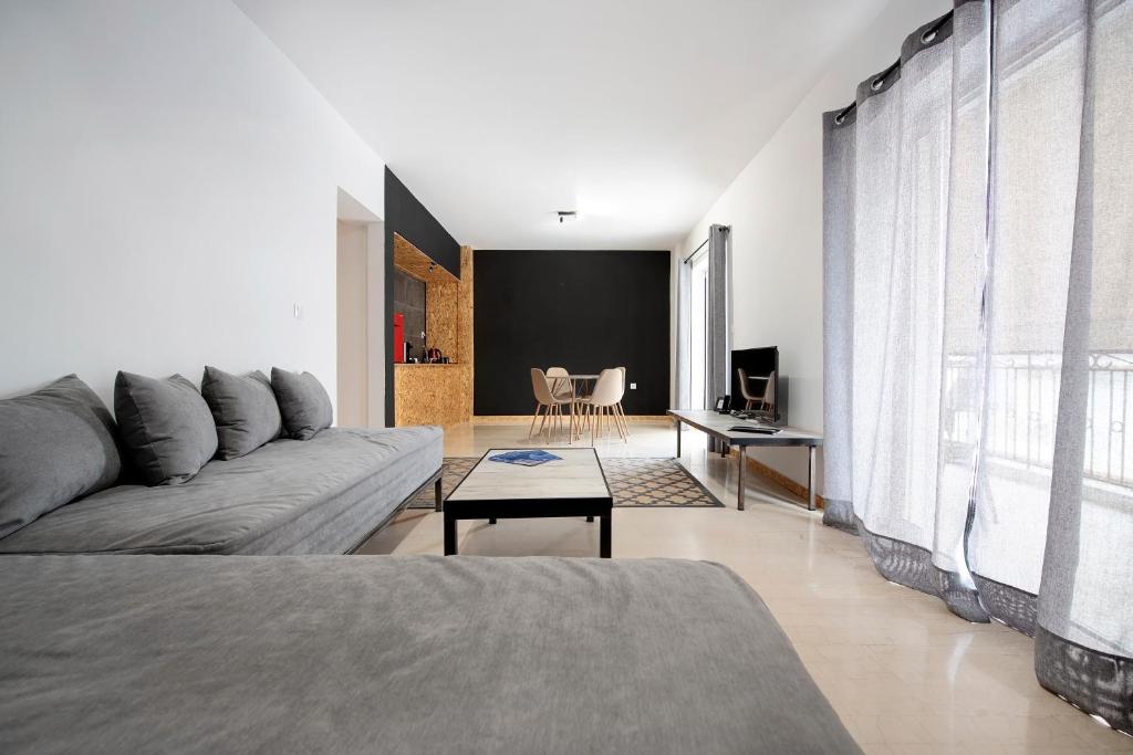 ピレウス プレミアム スイーツ (Piraeus Premium Suites)