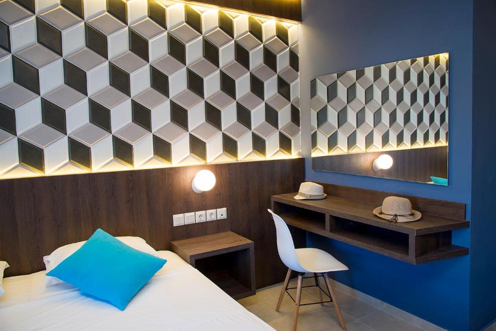 Compass beach — Hotel rooms in Stalida