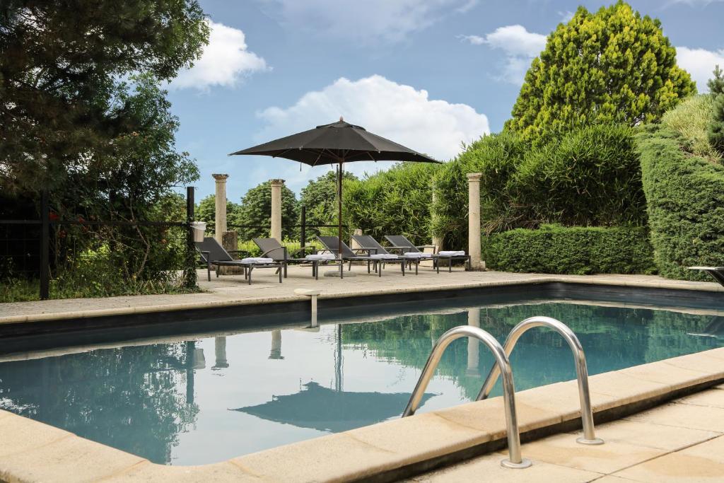 Chateau Les Merles et ses Villas — Hotel in Bergerac