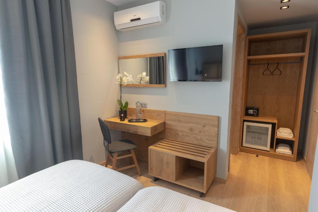 Grand Port Suites photo