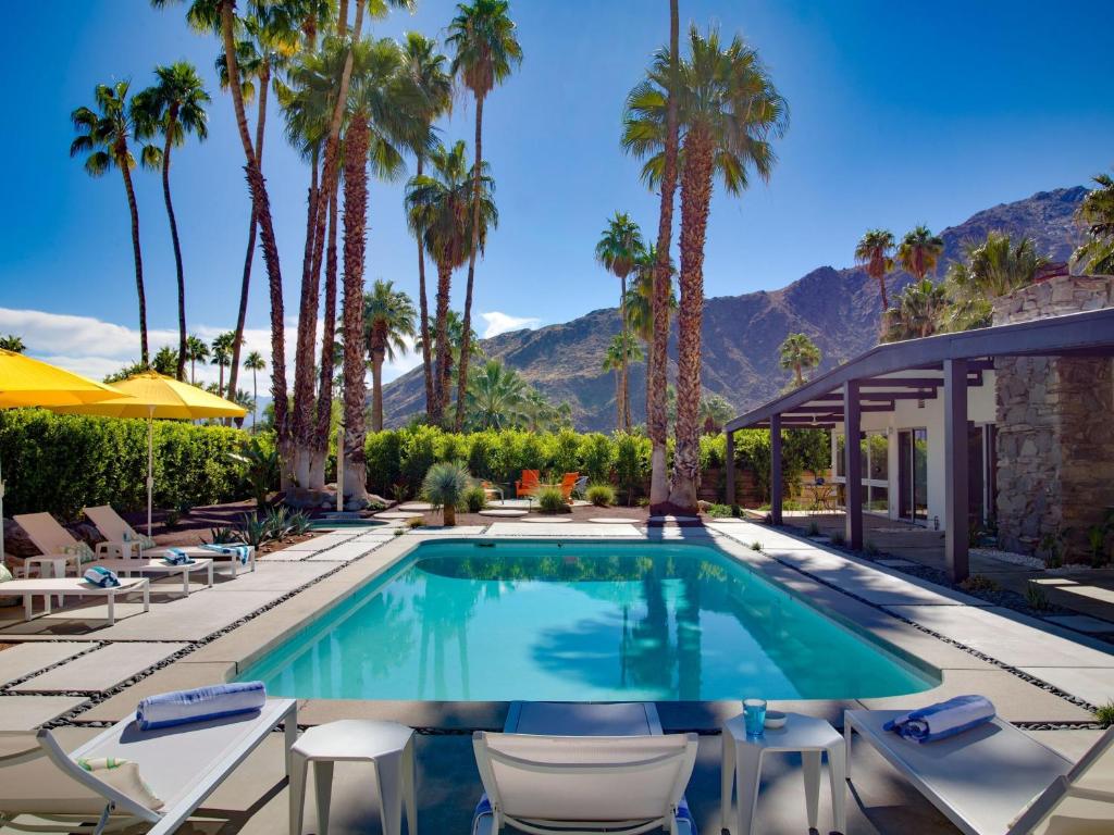 Gay resort palm springs california