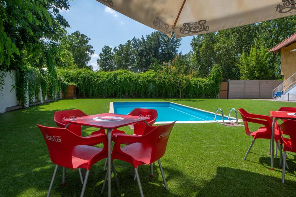 Hullam Rooms Siofok, Siófok