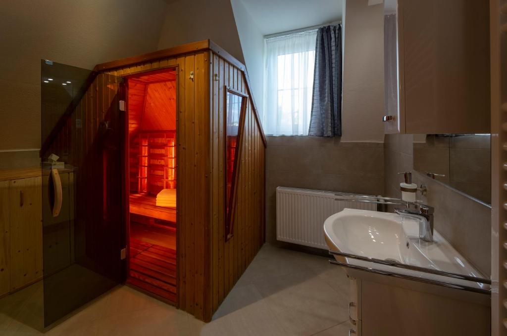 Airport Apartman photo