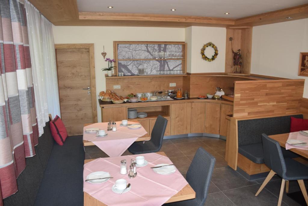 Pension Appartement Ambrosi - 2