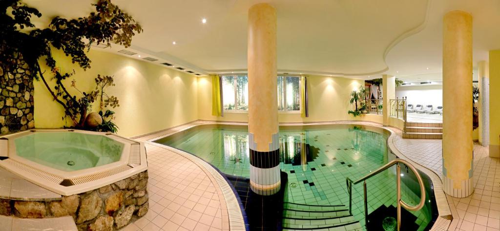 Hotel Kristall - 4