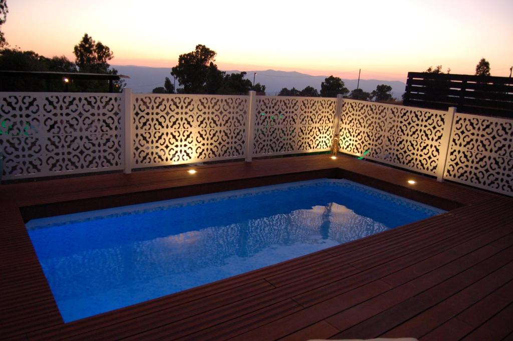 Zimmerke, Bruchim Qela' Alon