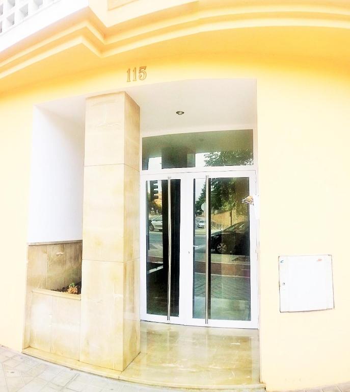 Martin House & Granada 전경