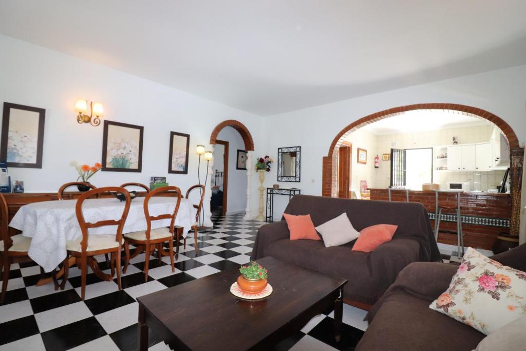 Villa Corbera by SpainSunRentals 1114 - 4