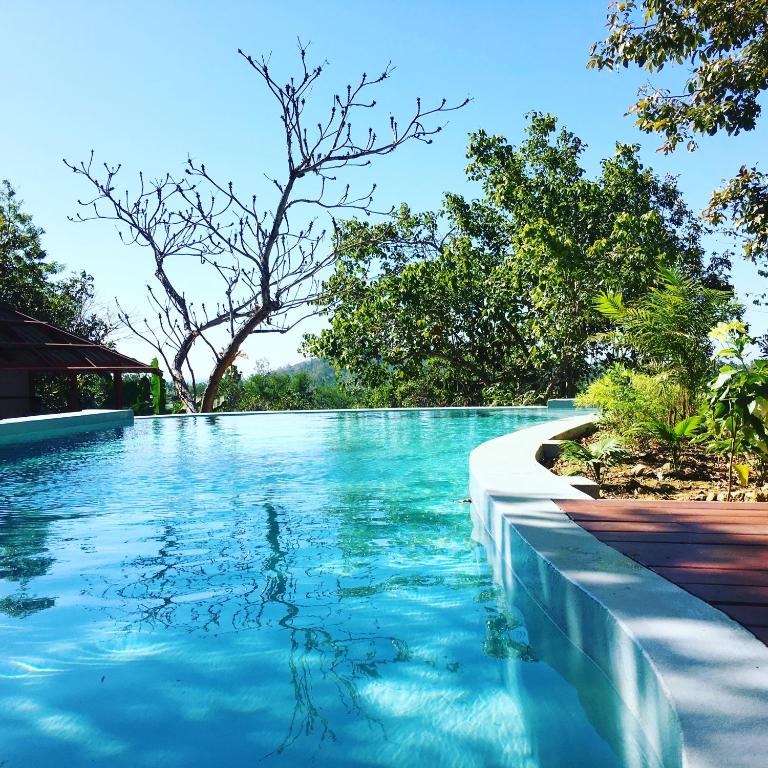 Lakeview Lodge Ngapali photo