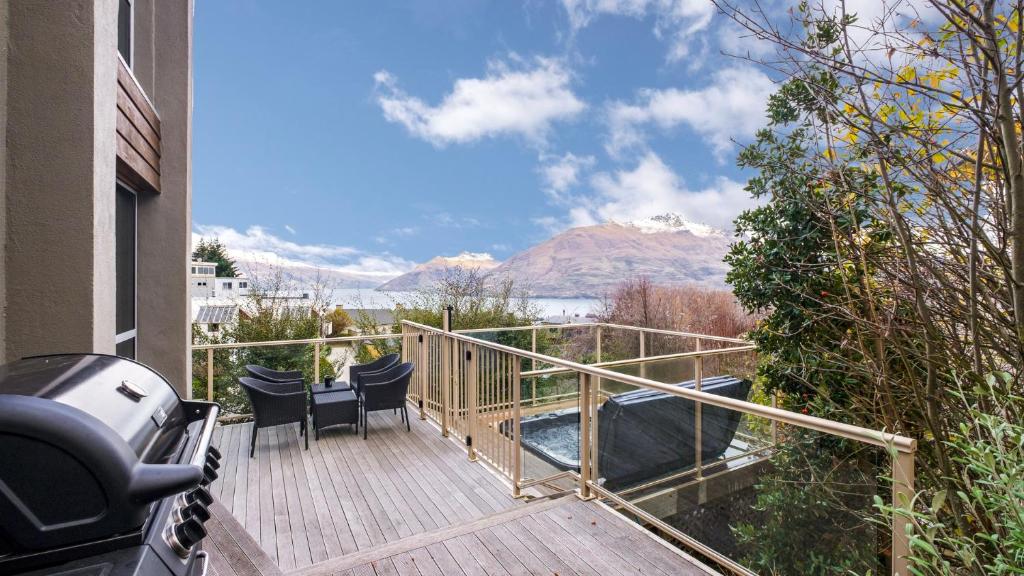 Vancouver Spa Views, Queenstown