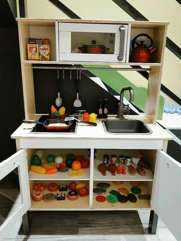 Phoebe Trains Bed Breakfast Luodong Phoebe Trains Bed Breakfast Luodong, How Much Does It Cost To Have An Ikea Kitchen Installed In Taiwan