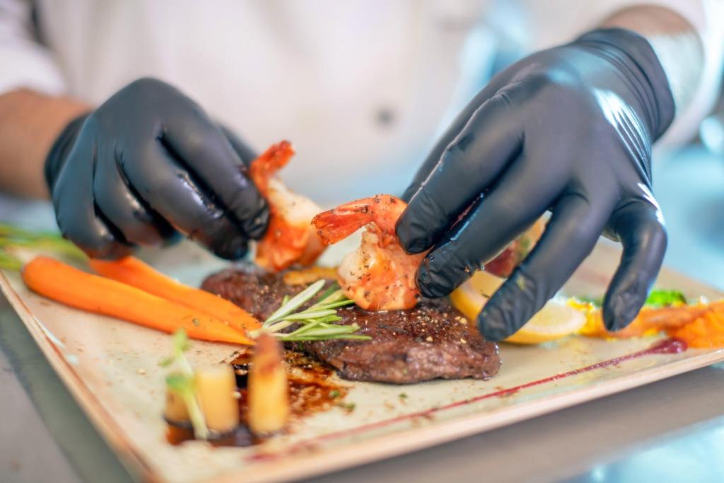 อาหารและเครื่องดื่ม