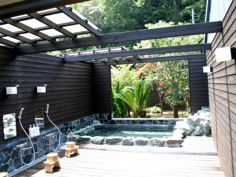 Hot spring bath, Gallery Court Ofa Atu in Izu
