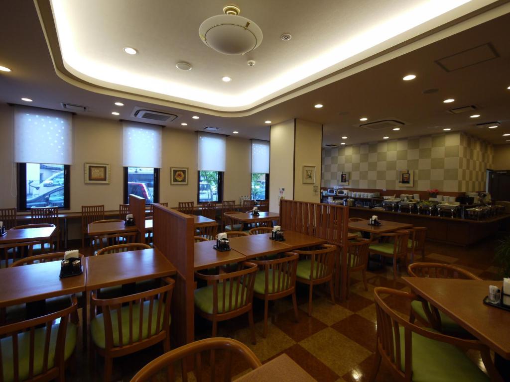 Hotel Route Inn Sakata photo