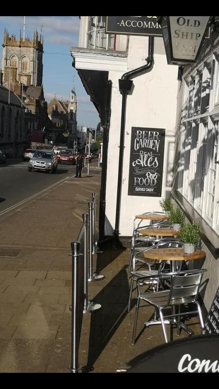 The Old Ship Inn photo 4