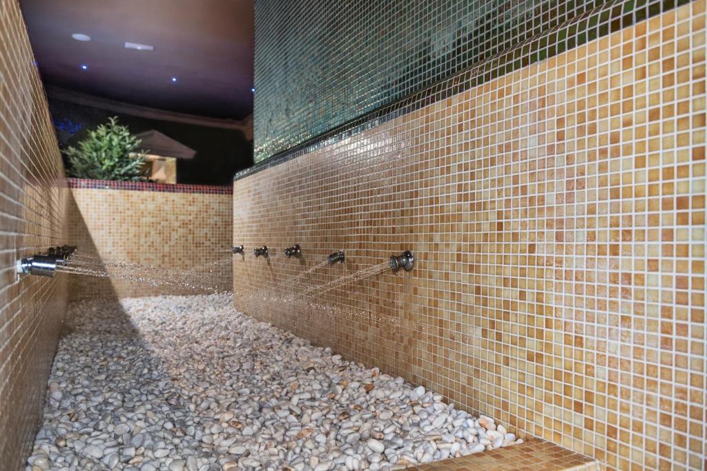 บริการและสิ่งอำนวยความสะดวก