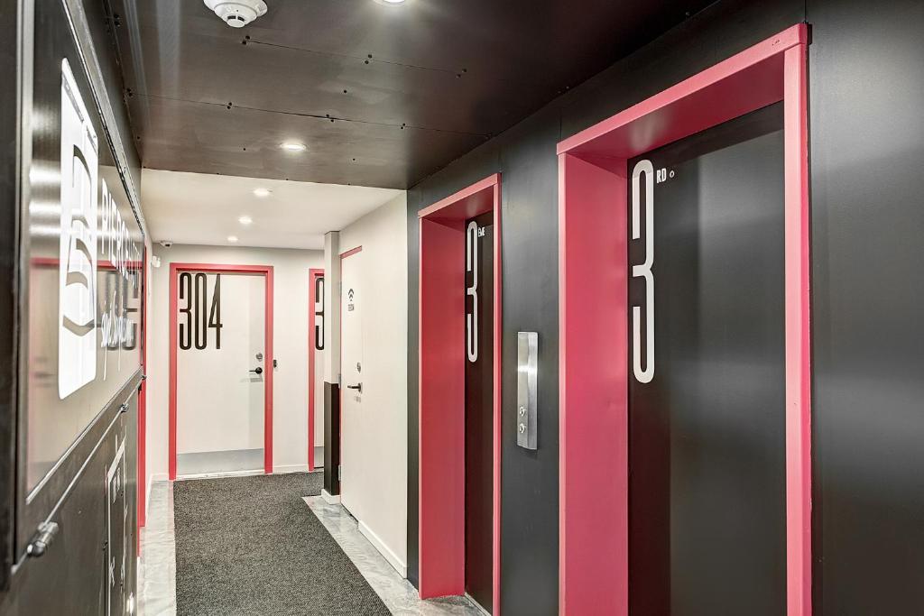 Pierce Boutique Apartments by Simplissimmo photo
