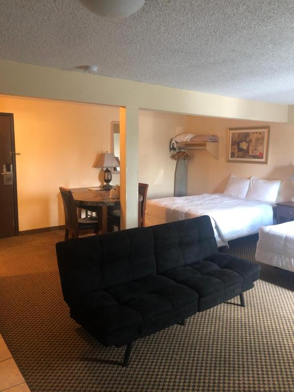 GuestHouse Inn & Suites Eugene/Springfield Photo 6