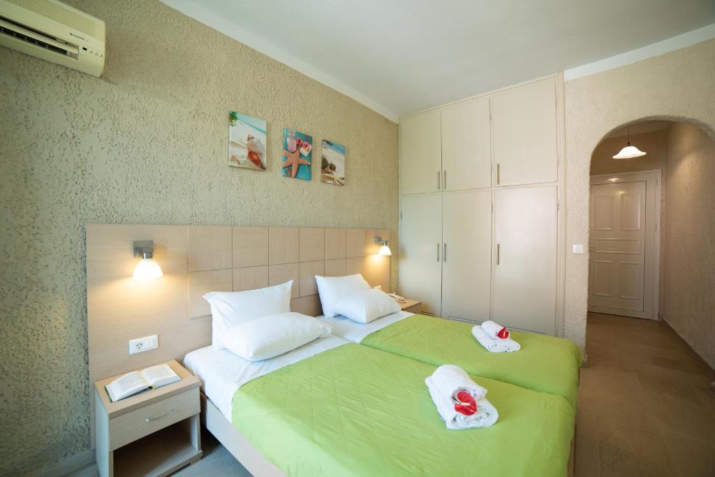 Hotel Alkionis — Hotel rooms in Moraitika, Ionian Islands