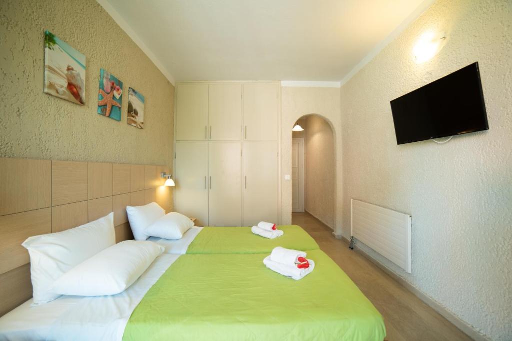 Hotel Alkionis — Hotel rooms in Moraitika, Ionian Islands