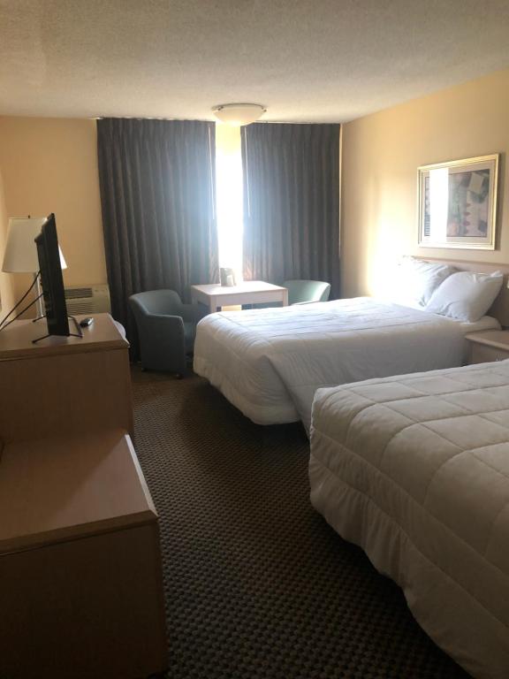 GuestHouse Inn & Suites Eugene/Springfield Photo 25