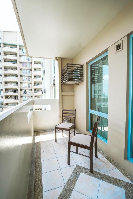 Tivoli Garden Residences 2212 Lovely stay in a 2-BR condo w/ Netflix and Balcony — Hotel in Manila