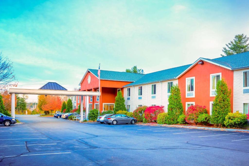 Quality Inn Merrimack - Nashua photo