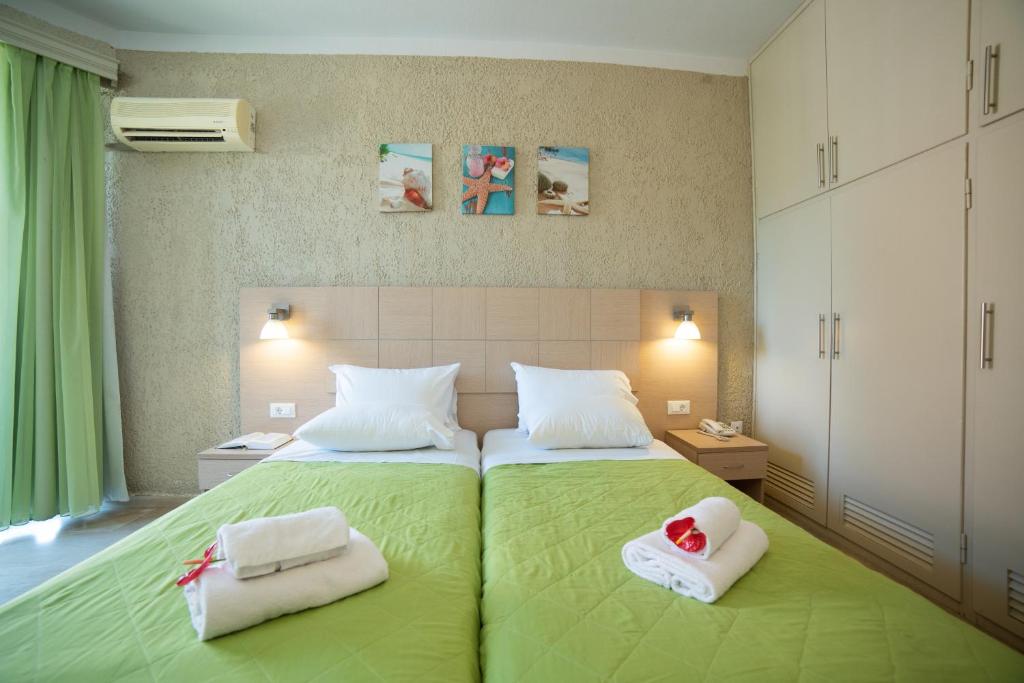 Hotel Alkionis — Hotel rooms in Moraitika, Ionian Islands