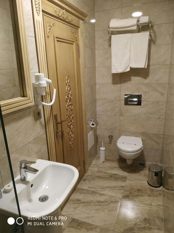 Apple Tree Hotel photo