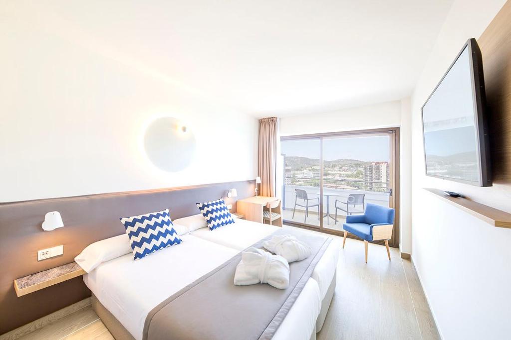 FERGUS Style Tobago - Adults Only — Hotel rooms in Magaluf, Balearic Islands