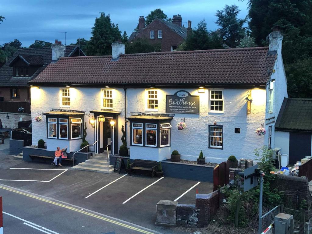 The Boathouse Wylam — Hotel in Darlington