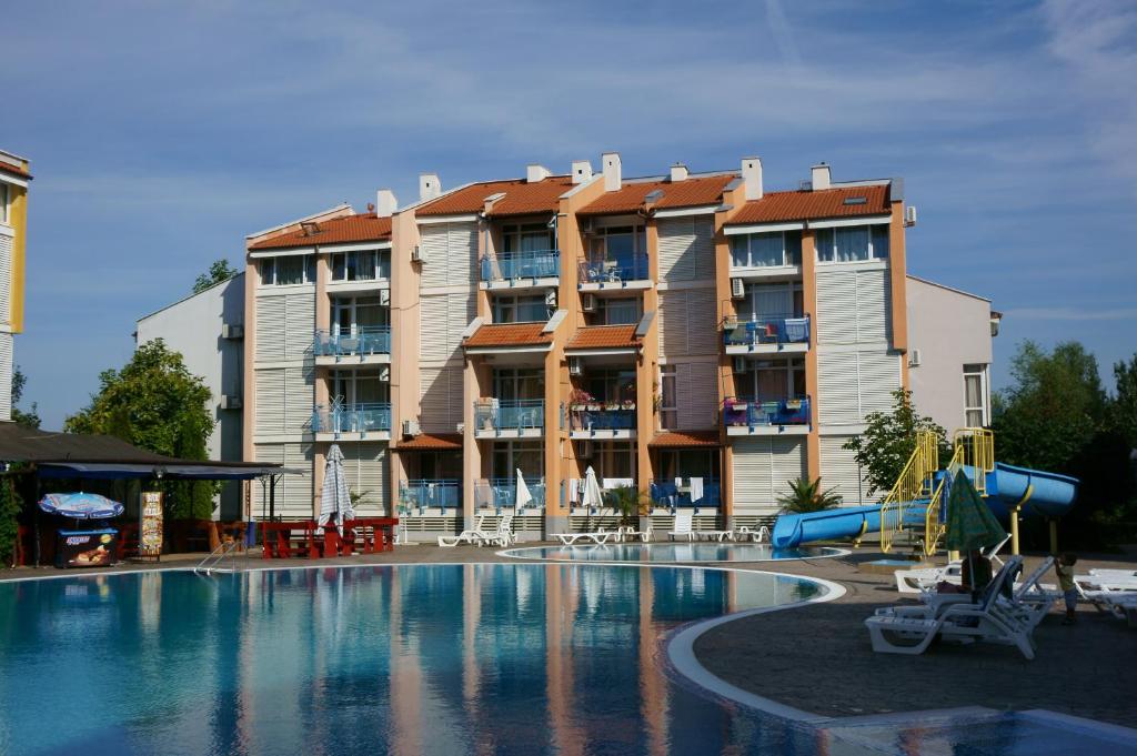 Elite Apartments — Swimming pool in Sunny Beach, Burgas Region