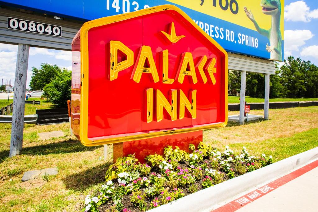 Palace Inn- Louetta photo