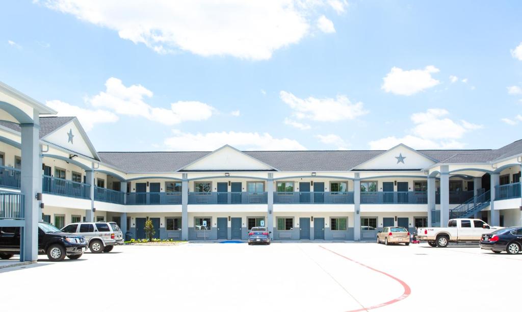 Palace Inn- Louetta photo