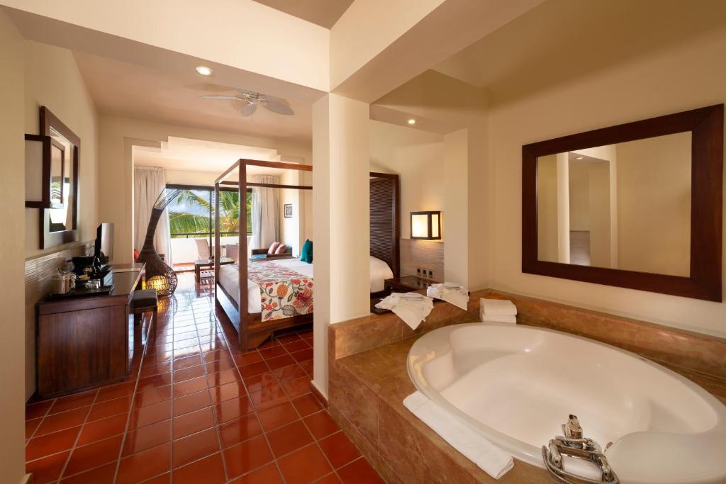 Catalonia Royal Bavaro - All Inclusive - Adults Only photo