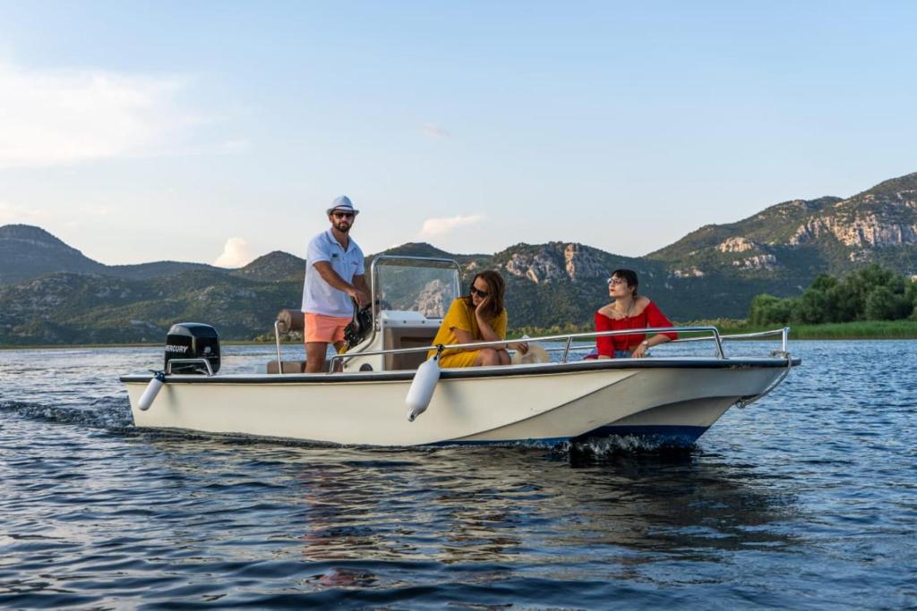 Ethno Village Skadar lake photo