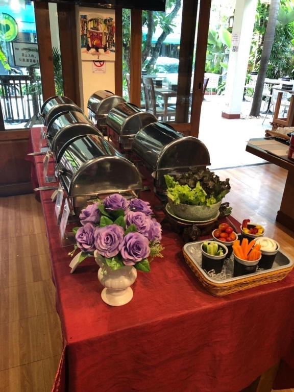 Food and beverages, Vieng Mantra Hotel in Chiang Mai