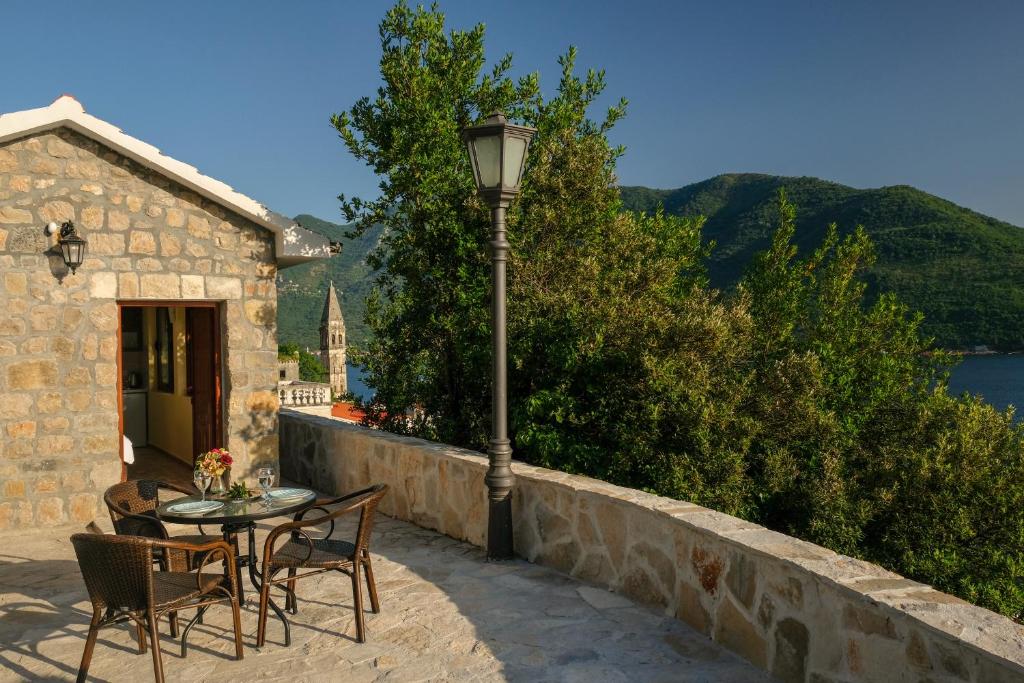Villa & Apartments Perasto photo