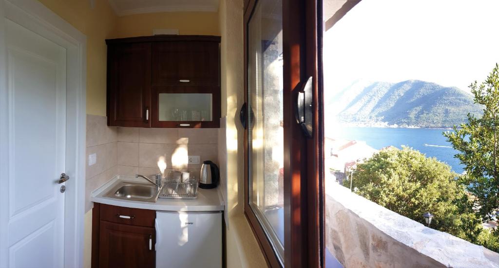 Villa & Apartments Perasto photo