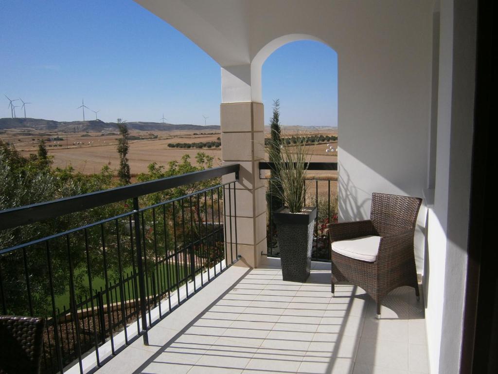 Emerald Heights photo