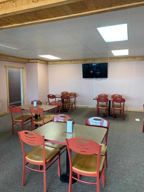 Exploits Inn and Suites photo