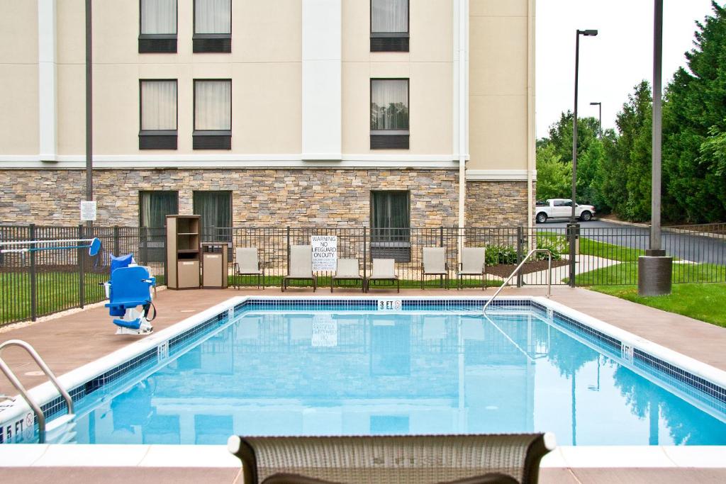 Holiday Inn Express York photo