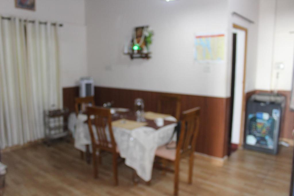 West Wind Homez - Home Stay photo