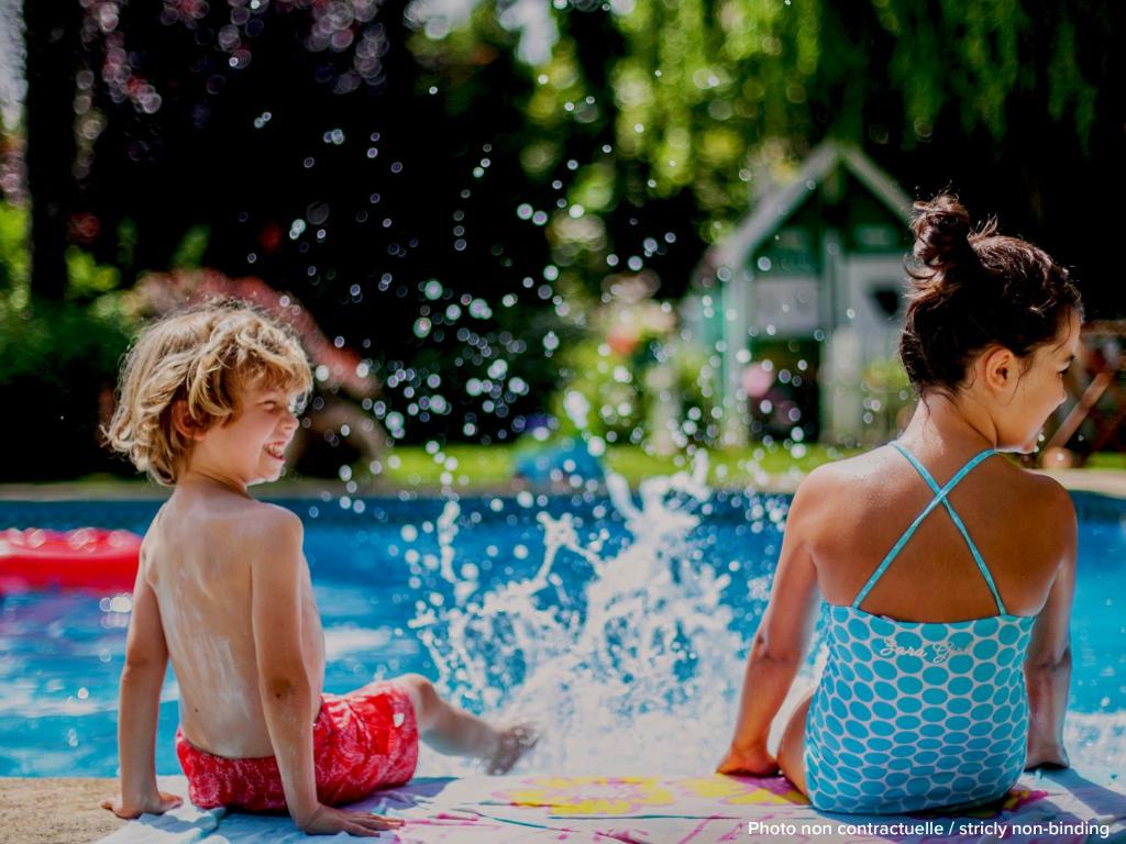 スイミングプール